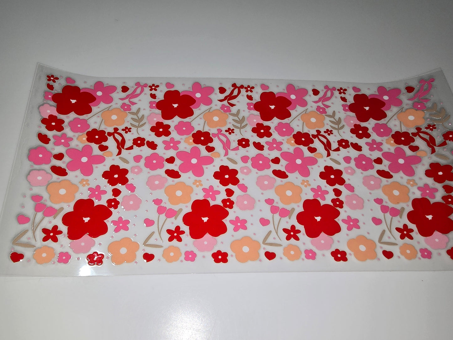 Flowers: red, pink, peach