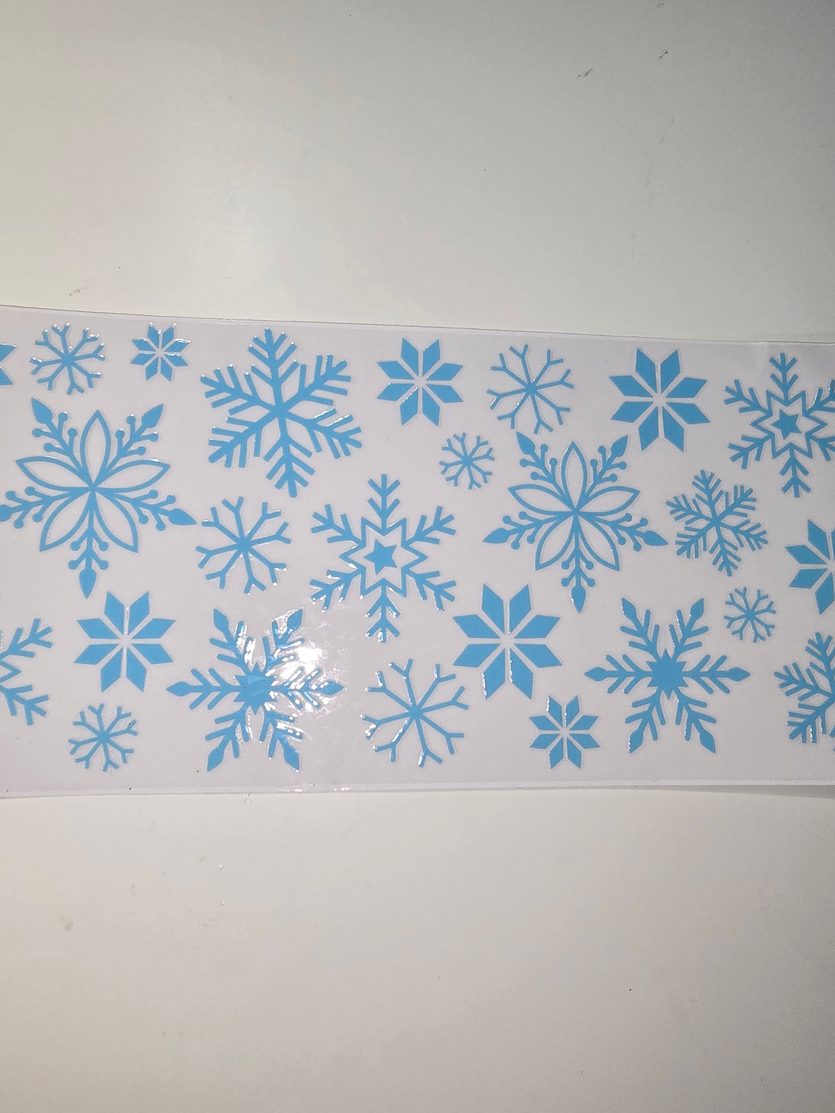 Light blue snowflake