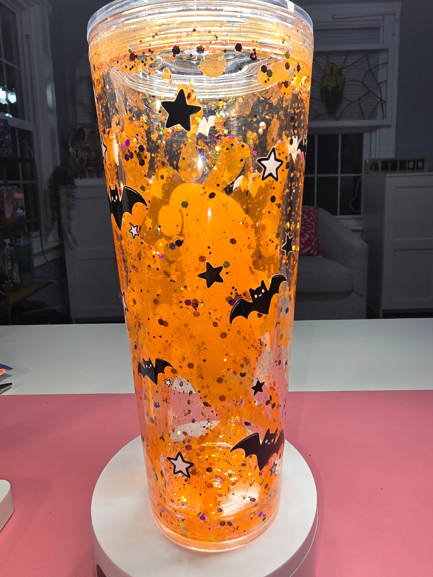 24 oz Cute Ghost Lava Drip