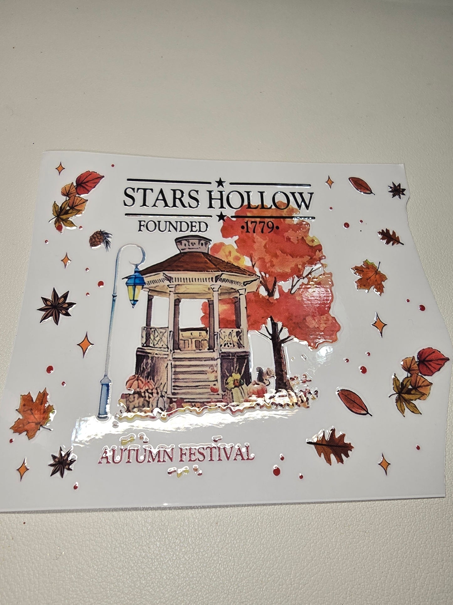 Stars Hallow & Leaves